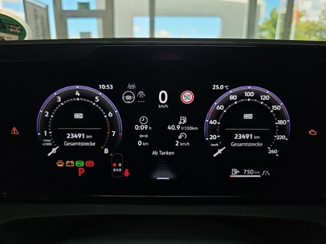 Fahrzeugabbildung Volkswagen Tiguan 1.5 eTSI DSG Goal HD-MATRIX NAVI 360° KES