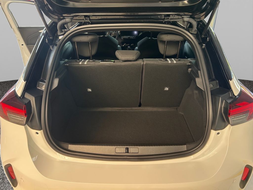 Fahrzeugabbildung Opel Corsa 1.2 GS Sitzheizung Navigation CarPlay PDC