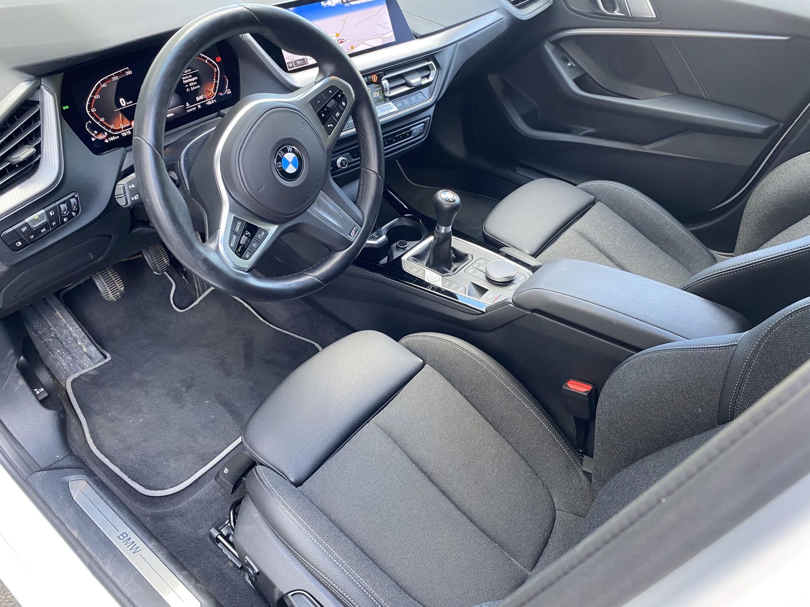 BMW 118i Navi LED Sitzhzg. Sport Sport Line DAB Shz foto 5