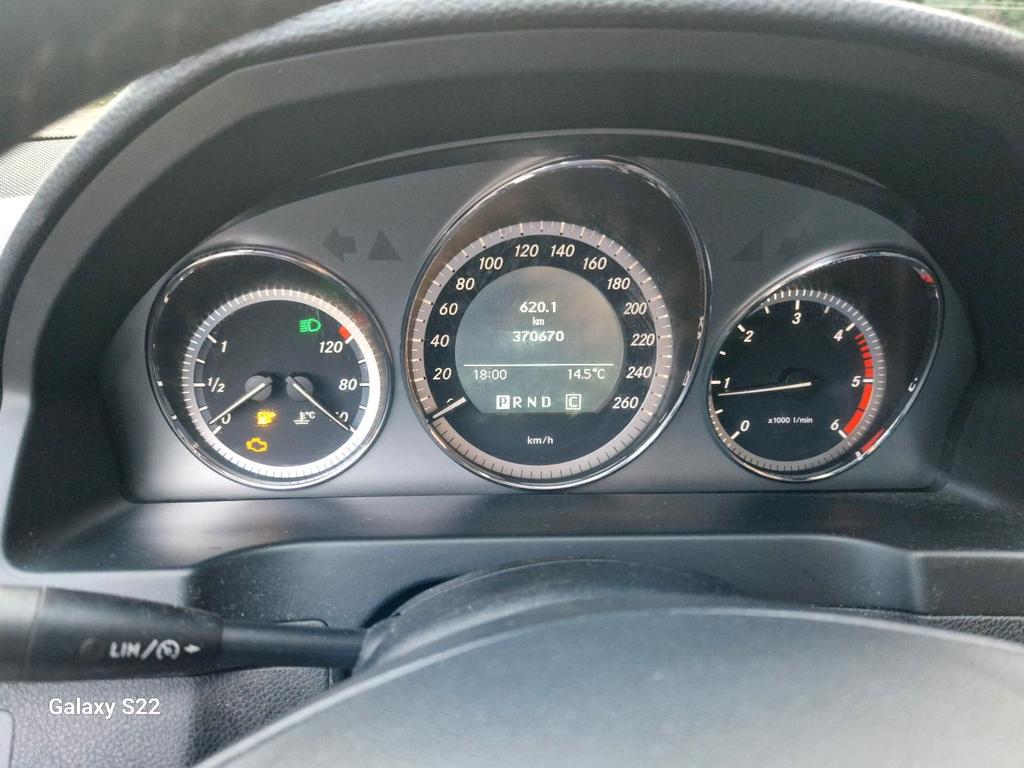 Mercedes-Benz C 220