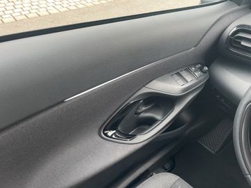 Toyota Yaris Cross 1.5 Hybrid Teamplayer *BLIS*SHZ*PDC*