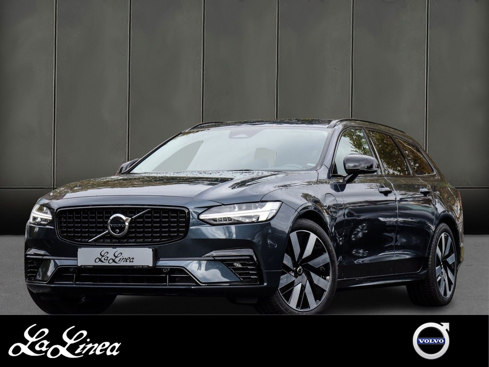 Volvo V90 T6 Recharge AWD Plus Dark NP:83.930,-//PANO/