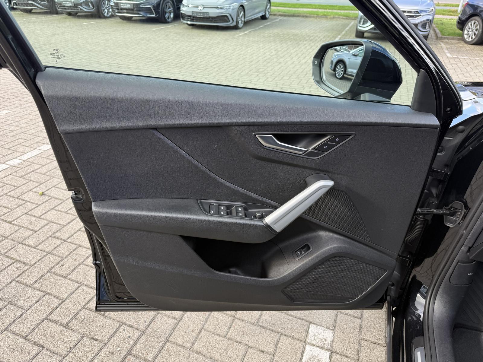 Audi Q2 35 TFSI Advanced,R-Kamera,Kessy,Navi,2-Zonen