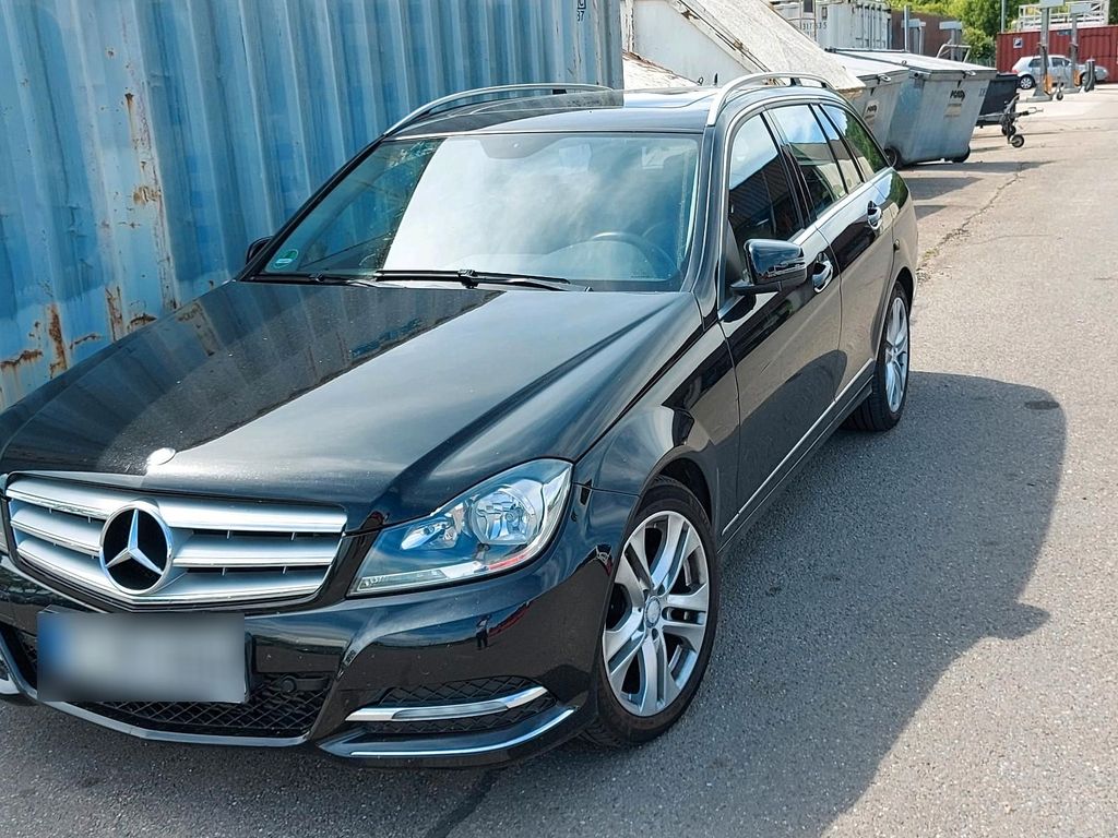 Image of Mercedes-Benz C 200