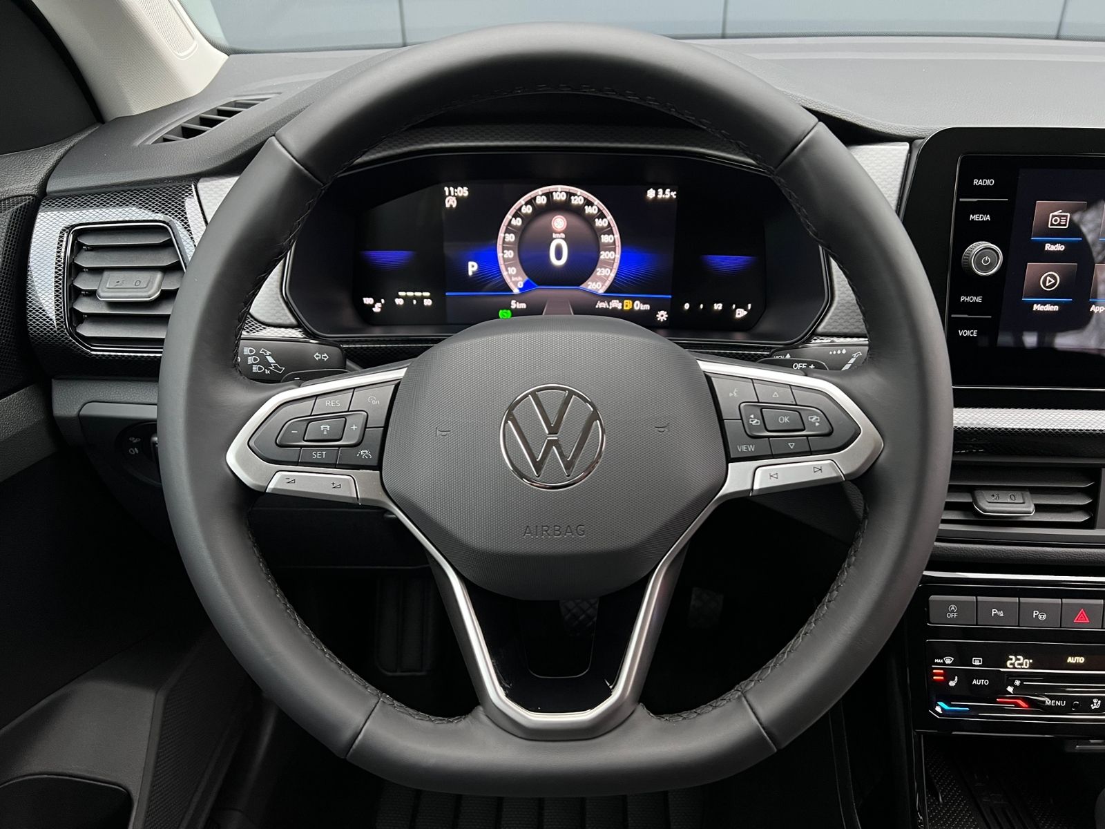 Fahrzeugabbildung Volkswagen T-Cross Life 1.0 TSI DSG *IQ.Light, ACC, App-Con