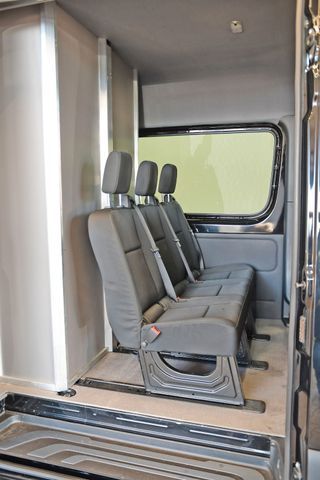 Fahrzeugabbildung Mercedes-Benz Sprinter 314 CDI MR Mixto 6-Sitzer Klima MBUX