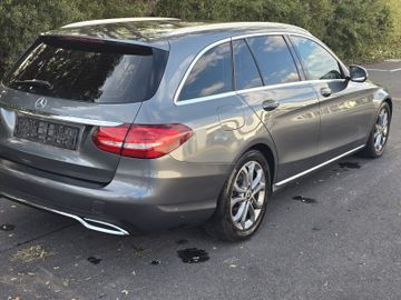 Mercedes C 200 - 4