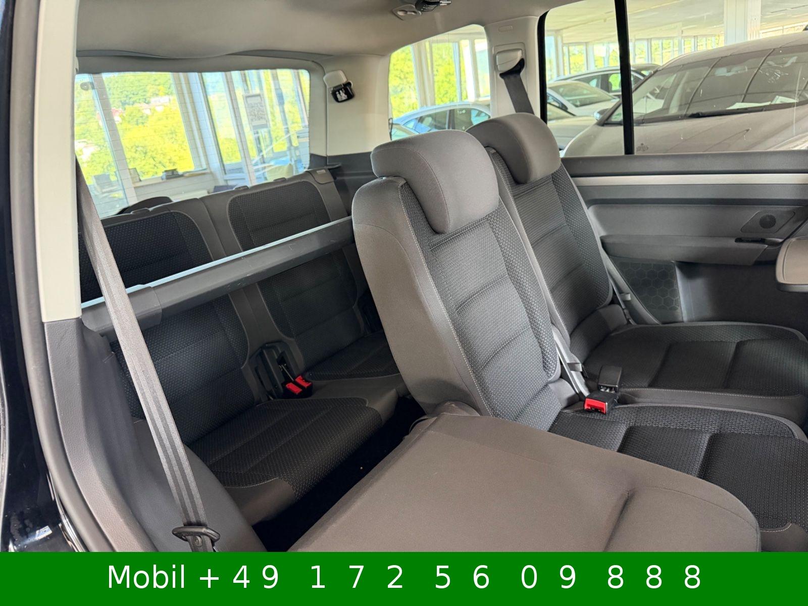 Volkswagen Touran 2011 — photo 30
