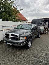 Dodge RAM 1500 SLT Quad cap - gebrauchte Dodge RAM aus dem Jahr 2002