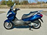 Aprilia Atlantic 125 Motorroller Piaggio Viertaktmotor - APRILIA ATLANTIC 125