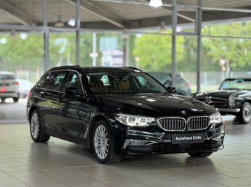 Fahrzeugabbildung BMW 520d xD  Luxury Line ACC Pano AHK HUD Kamera 360