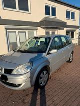 Renault scenic 1,6 Tüv Neu Klima Ahk - Renault Scenic in Lübeck