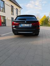 BMW 540i xDrive Luxury Line / Display Key  - BMW 540 mit Benzin-Antrieb: Kombi