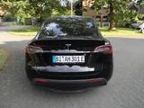 Tesla Model Y Hinterradantrieb RWD - Tesla Gebrauchtwagen in Bielefeld