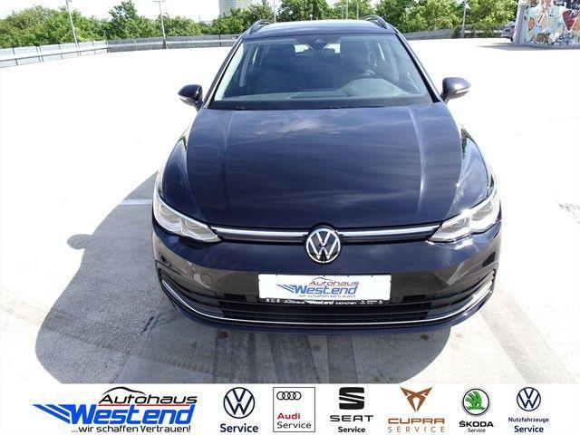 Volkswagen Golf Var. STYLE 1.5l eTSI 96kW DSG LED Navi