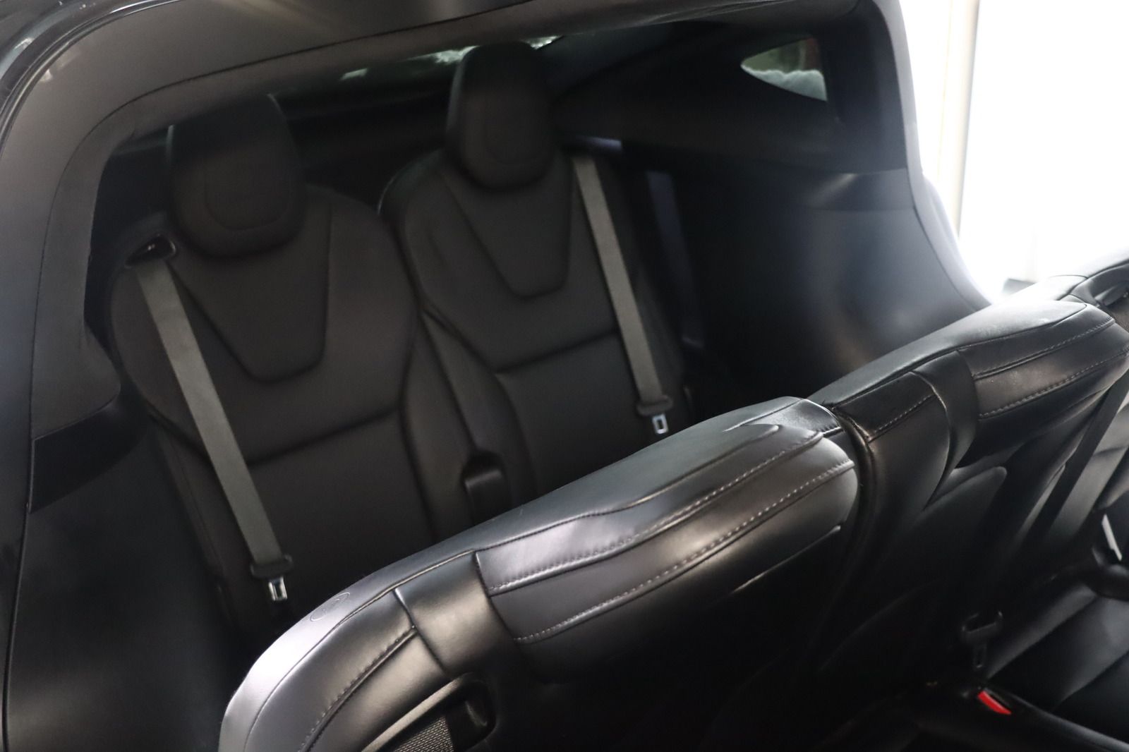 Fahrzeugabbildung Ford C-Max 1.0 * Navi * PDC * SHZ