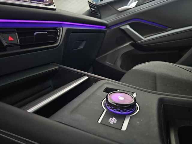 Fahrzeugabbildung Volkswagen Tiguan 1.5 eTSI DSG Goal HD-MATRIX NAVI 360° KES