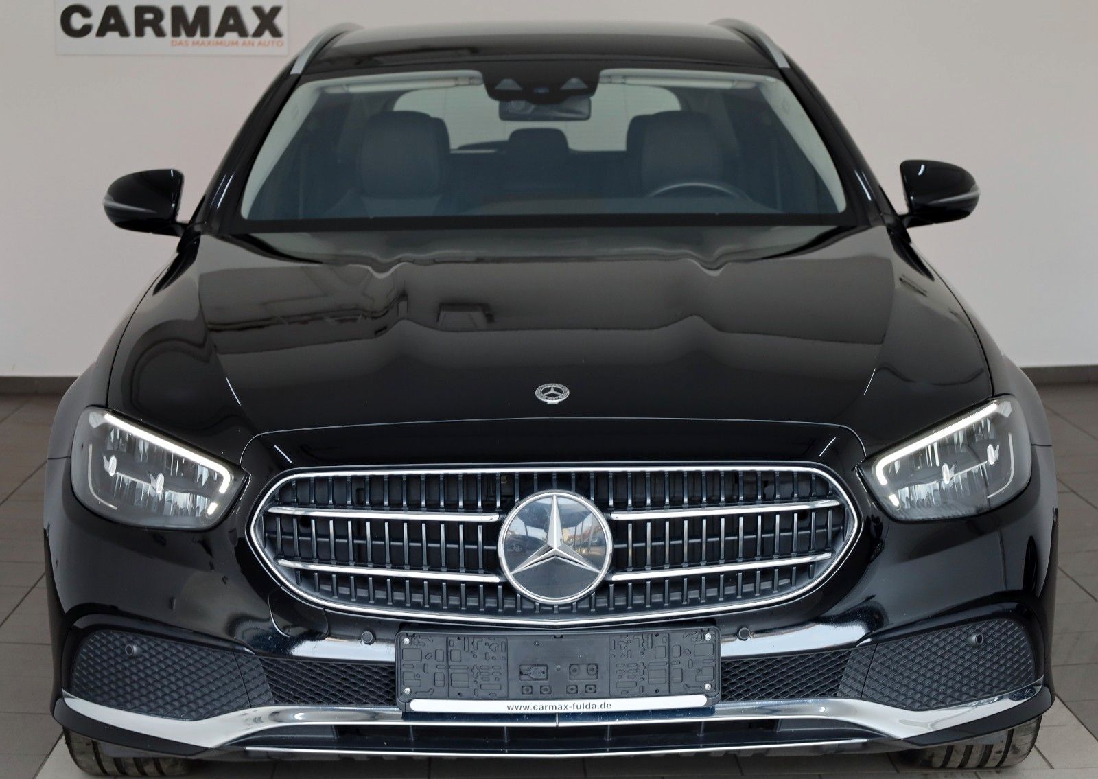 Fahrzeugabbildung Mercedes-Benz E 300 e T Avantgarde,T.Leder,Navi,Kamera,AHK +WR