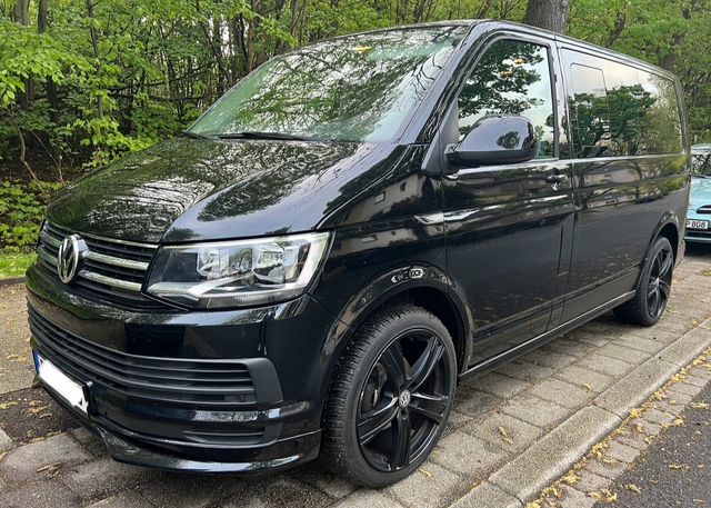 Volkswagen T6 Caravelle Kurz 8-Sitzer Navi 20 Zoll