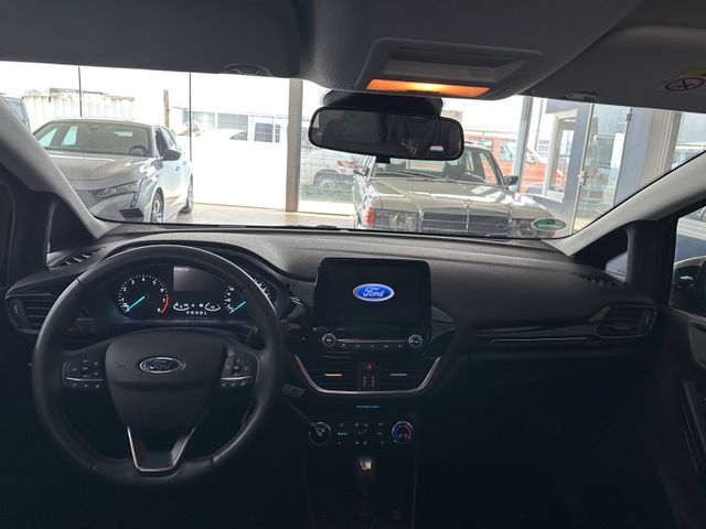 Fahrzeugabbildung Ford Fiesta Cool & Connect*PDC*SHZ*LED*CarPlay*1.H