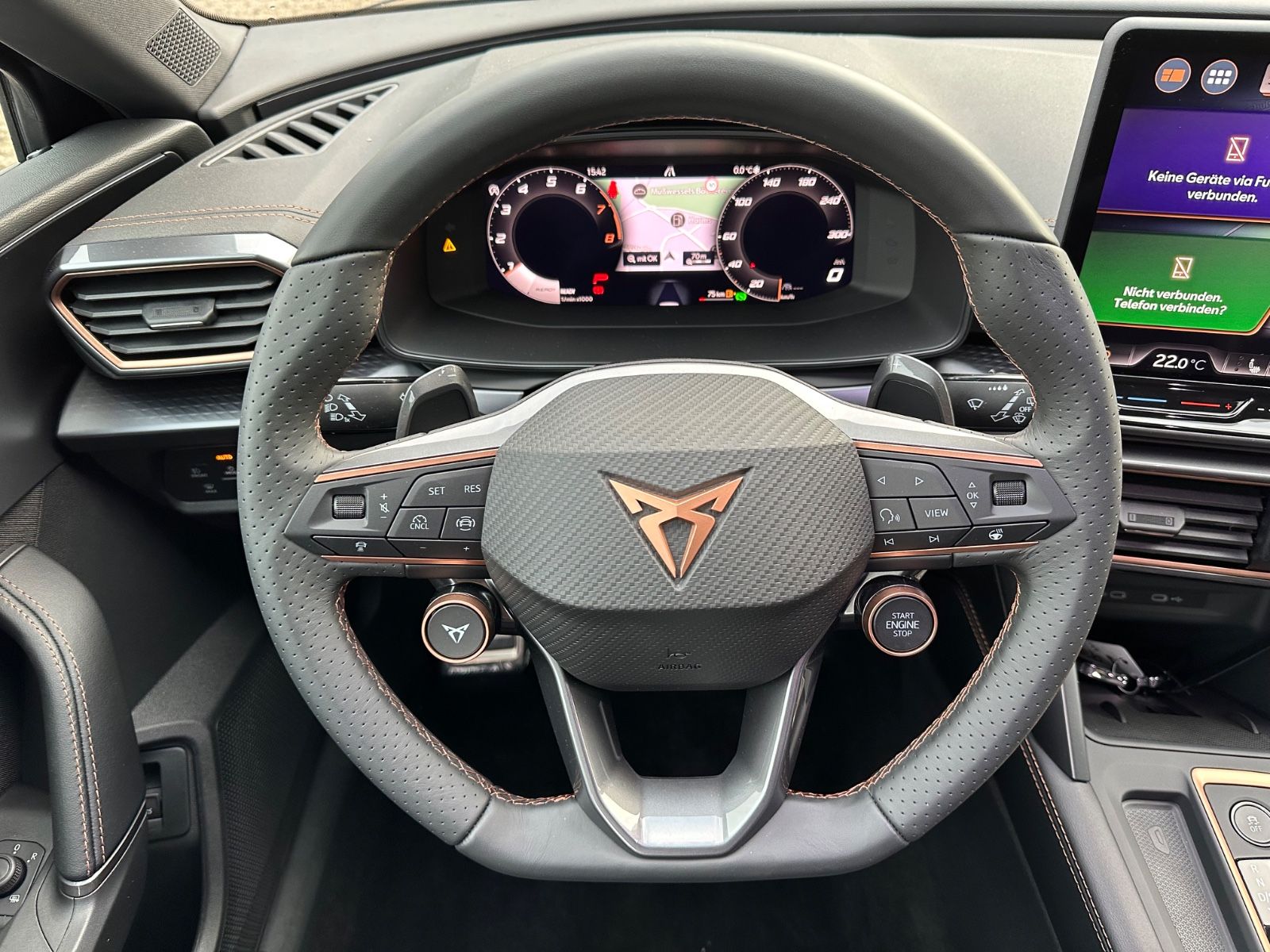 Fahrzeugabbildung CUPRA Leon ST 1.5 eTSI DSG Navi/ACC/AHK/LED/Shzg/GJR