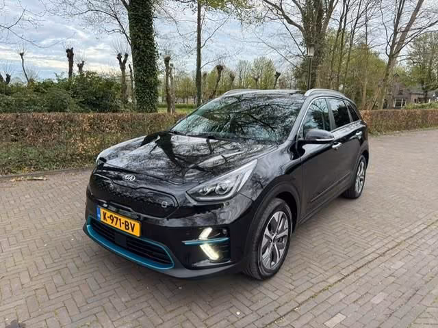 Kia Niro E-niro ExecutiveLine 64kWh SOH 98,7% Acarpl