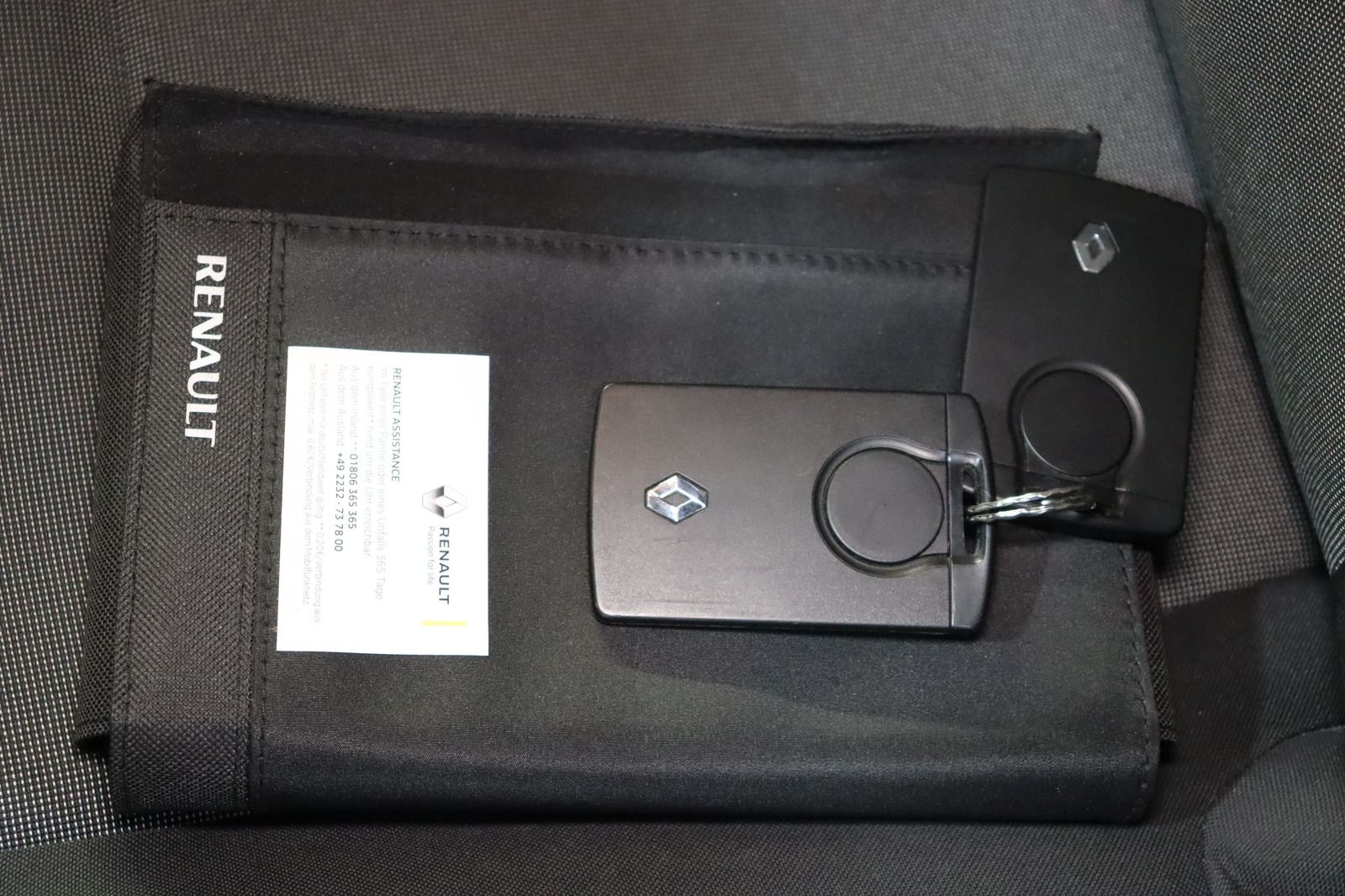 Fahrzeugabbildung Renault Grand Scénic * Navi * Sitzhzg. * Keyless