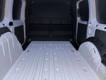 Volkswagen Caddy - 4