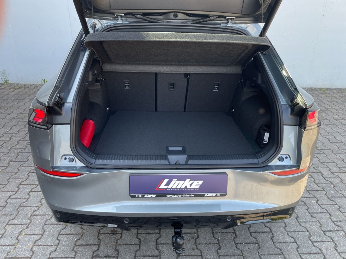 T-Roc R-Line 1.5 eTSI DSG AHK/Kamera/Keyless/ACC