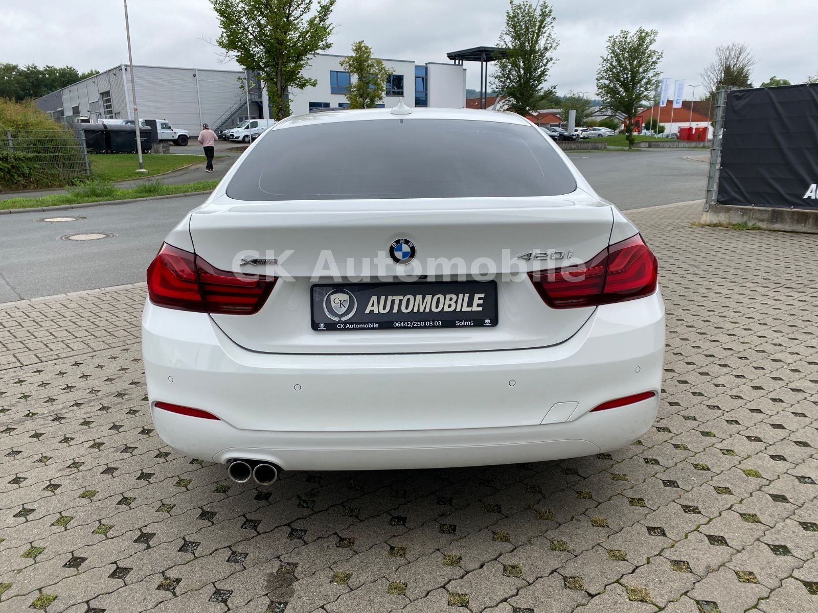 Fahrzeugabbildung BMW 420i xDrive Gran Coupe Advantage/Navi/LED/Kamera