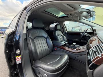 2011 AUDI A8 — миниатюра 14