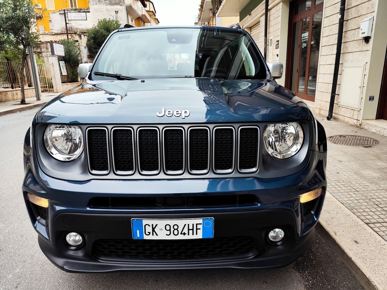 Jeep Renegade 1.6 Mjt 130CV LIMITED RETROCAMERA imagem 3