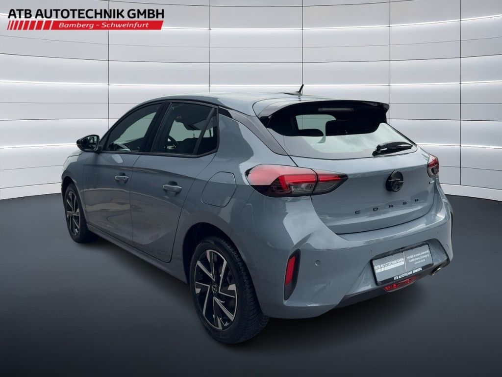 Fahrzeugabbildung Opel Corsa GS Hybrid, Allwetterreifen, Rückfahrkamera