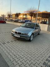 BMW 3er E46 325i - BMW 325: E46 325i