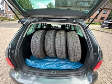 Volkswagen Golf - 5