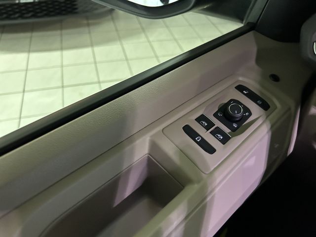 T7 Multivan Style Motor: 2,0 l TDI SCR 110 kW Ge