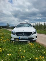 Mercedes-Benz 200 CLA Shooting Brake PANO-Dach, Night Paket - Mercedes-Benz 200: Cl