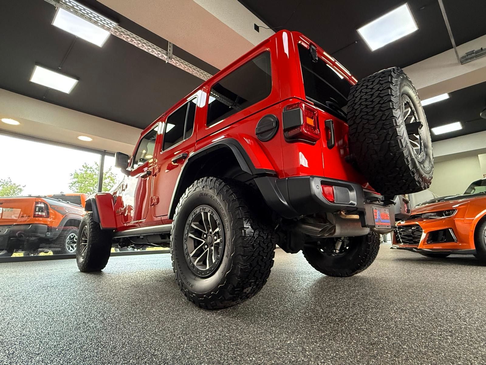 Fahrzeugabbildung Jeep RUBICON 392-6.4L HEMI V8-AHK 3500KG-35"