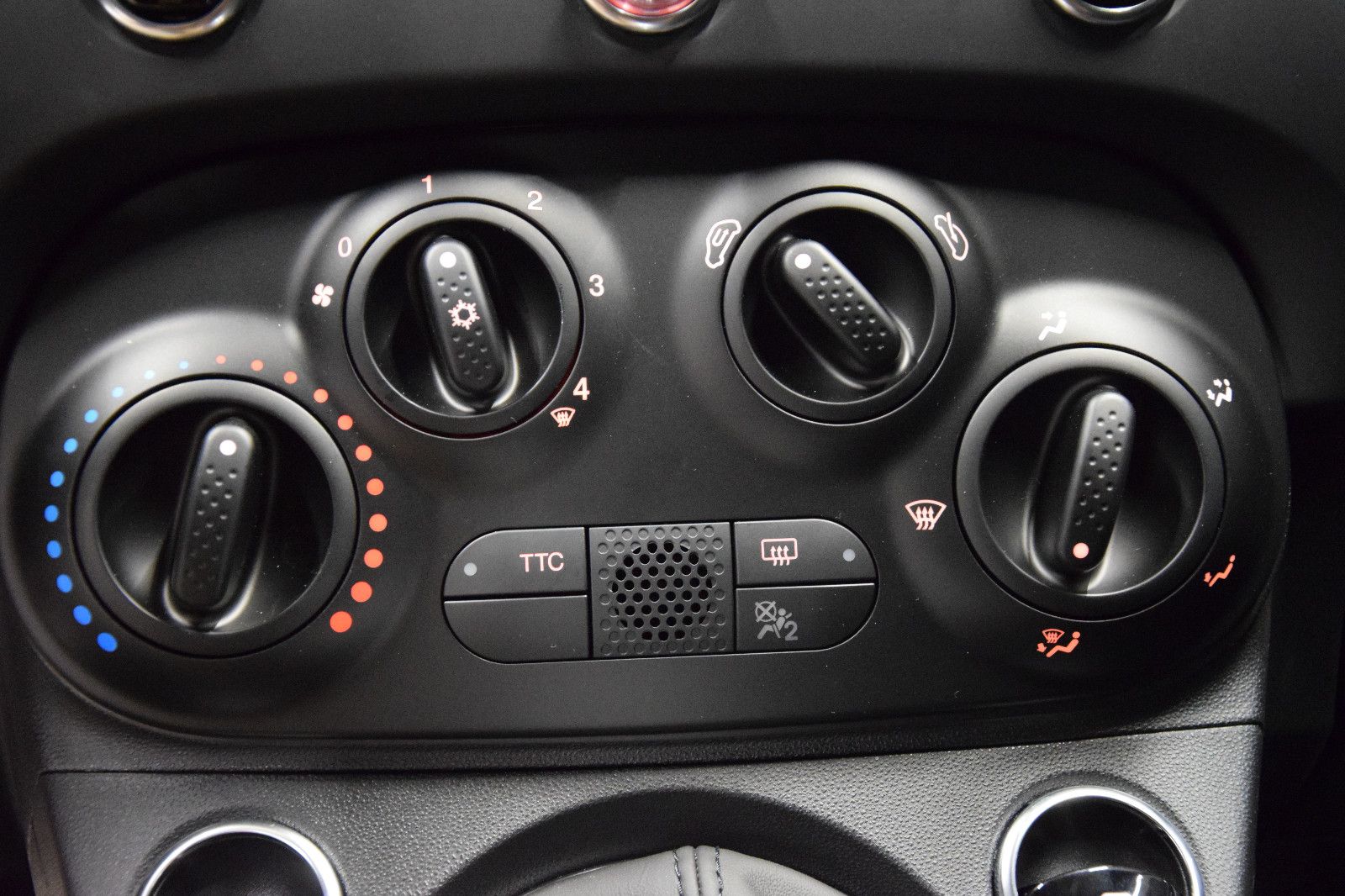 Fahrzeugabbildung Abarth 595 Tageszulassung 1. Hand