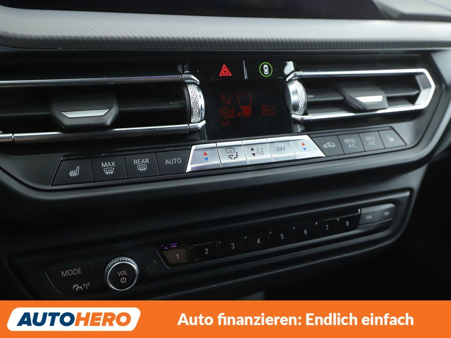 BMW 1er 118i M Sport Aut.*NAVI*TEMPO*PDC*SHZ*ALU*
