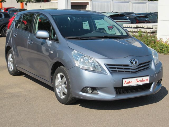 Toyota Verso Life