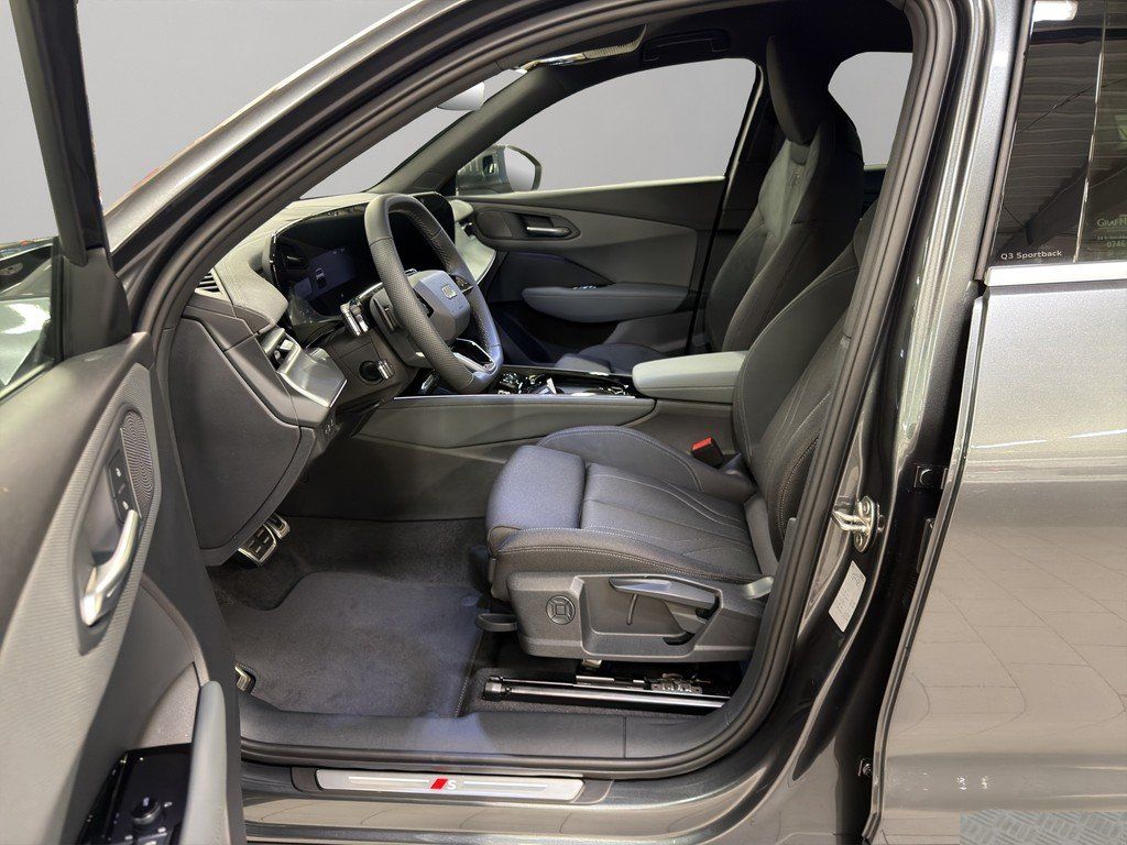 Audi Q3 Sport. e-hybrid 200 kW S tronic S line Navi foto 11