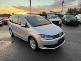 Volkswagen Sharan 1.4 TSI DSG 7-Sitzer Navi PDC Kam Pano 2H - Volkswagen Gebrauchtwagen in Heilbronn