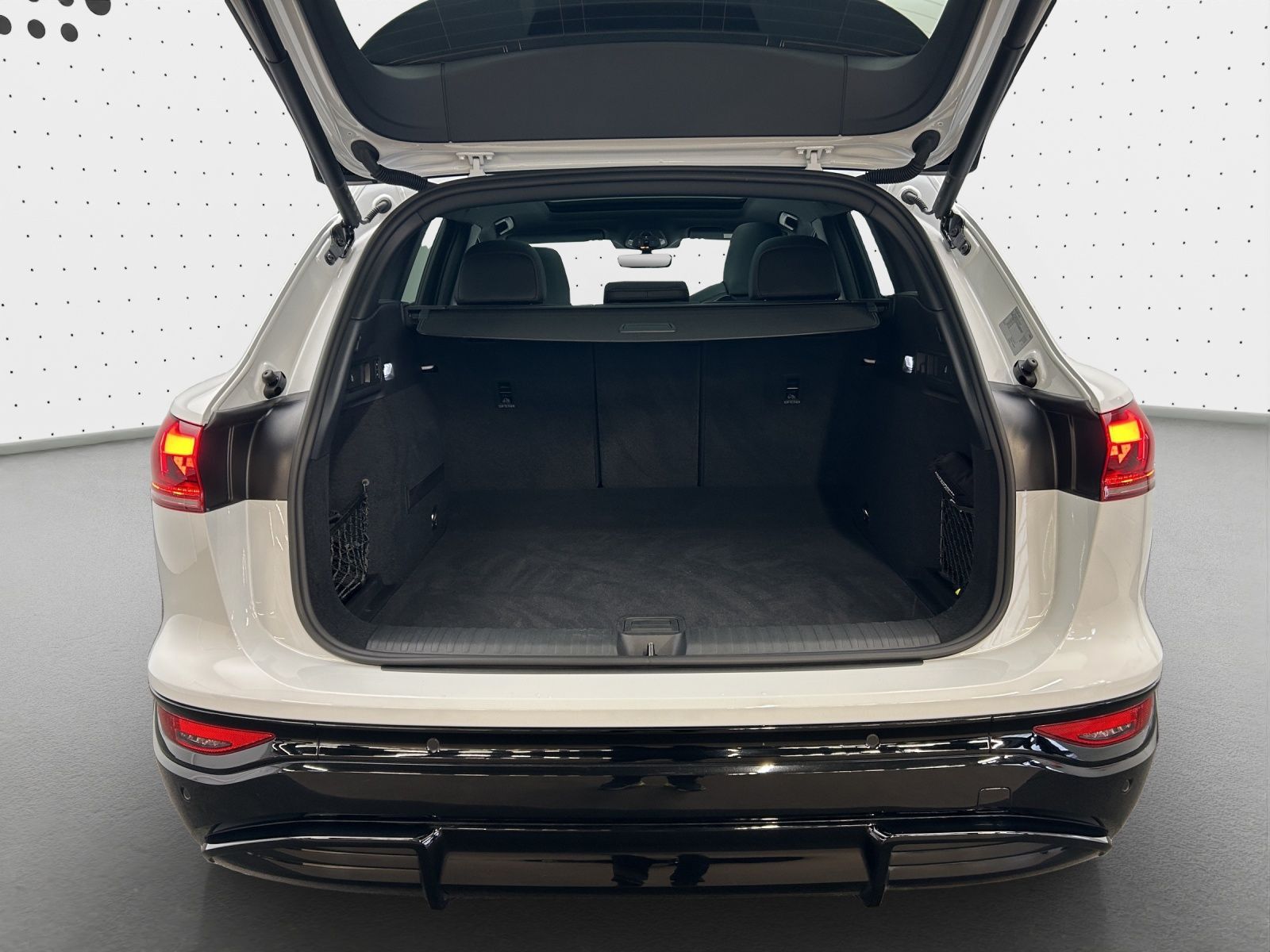 Audi SQ6 e-tron - Bild 12