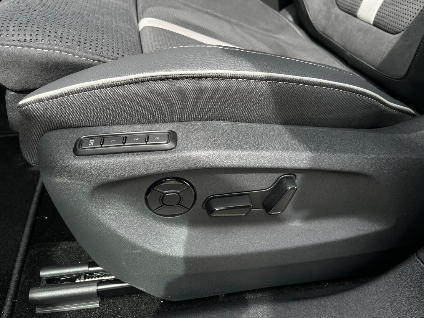 Kodiaq Sportline 1.5TSIiV Assist*MTRX*19''*Navi!