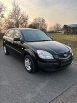 Kia Rio 1.4 Klima TÜV 02.2028 - Kia Rio aus 2005