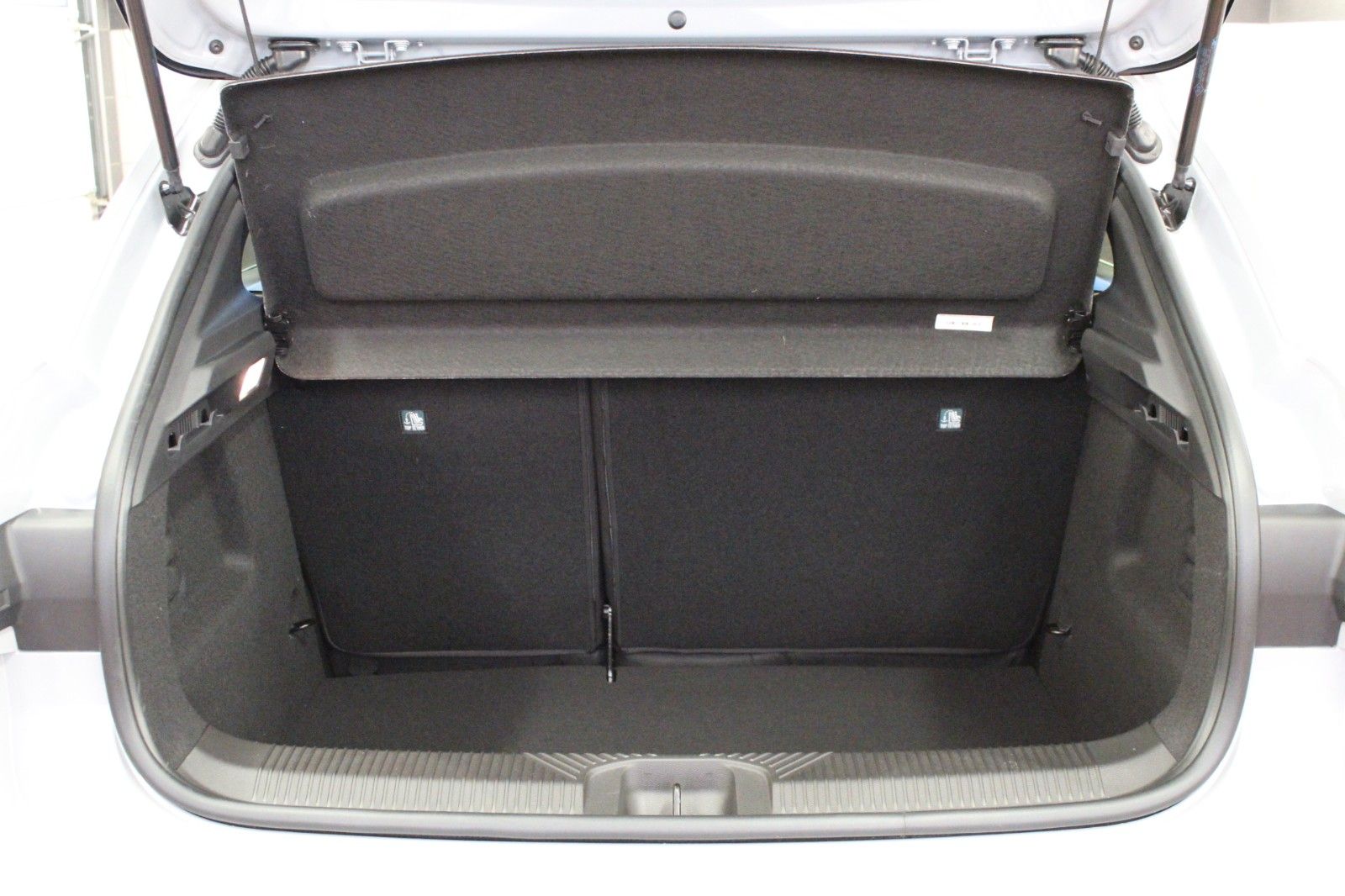 Fahrzeugabbildung Renault Clio TCe 115 Techno *Winter*Safety-Paket*