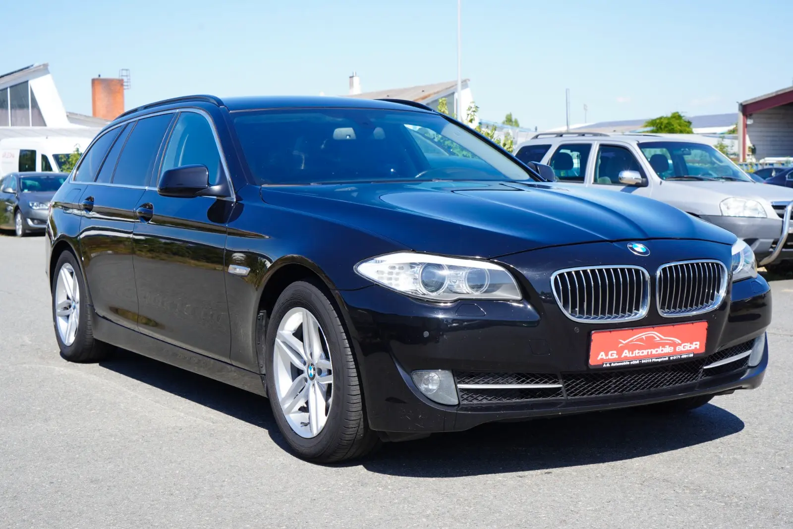 BMW 520d F11 Touring Bi-Xenon*Navi*Temp*AHK*