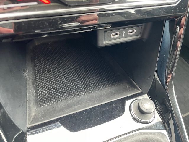 T-Cross 1.0 TSI Automatik LED ACC Apple CarPlay 