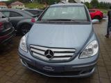 Mercedes-Benz B 200 /AHK/NAVI - gebrauchte Mercedes-Benz B 200 aus dem Jahr 2005
